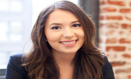 هل تؤدي المرأة العربية دوراً ذا قيمة في المجتمع؟